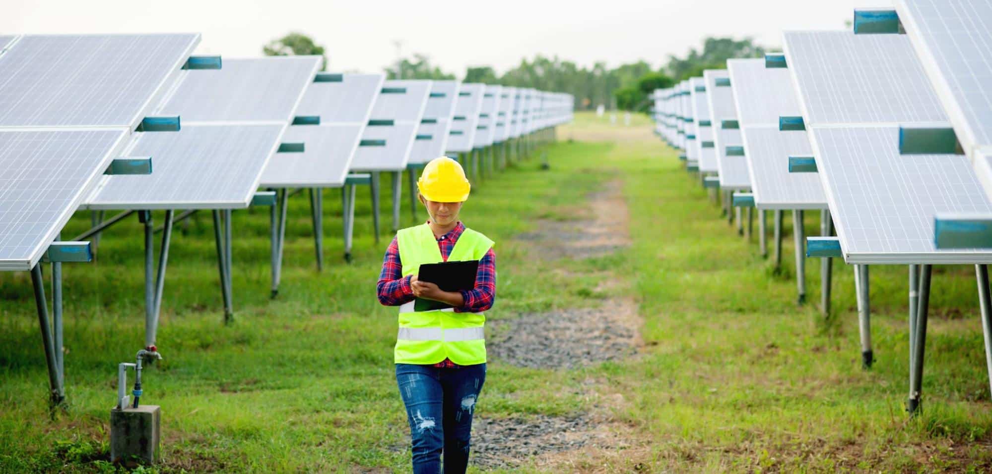 Hyperscale data center energy solutions